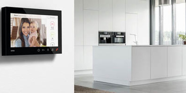 Gira Wohnungsstation bei Knobloch & Heil GmbH & Co. KG in Neuhof