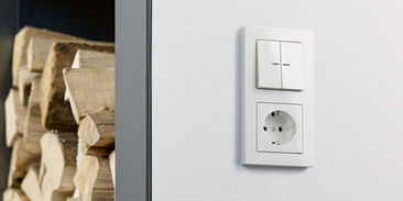 JUNG KNX Taster F 10 bei Knobloch & Heil GmbH & Co. KG in Neuhof